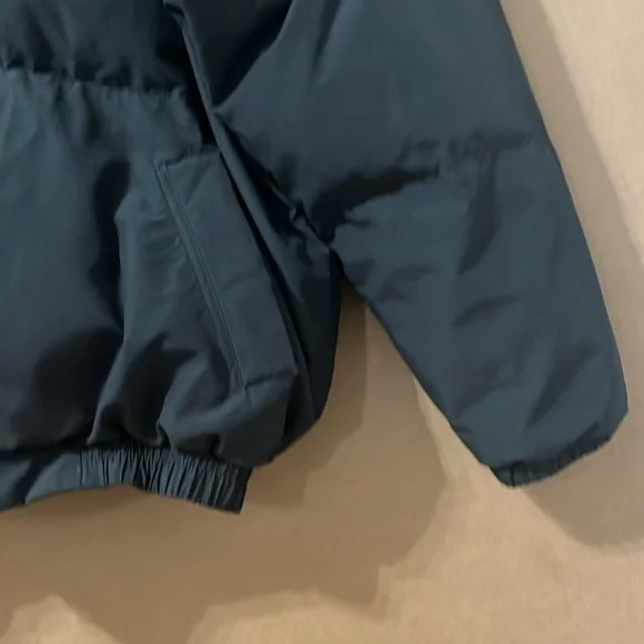 Essentials Puffer - Picture 6 of 10